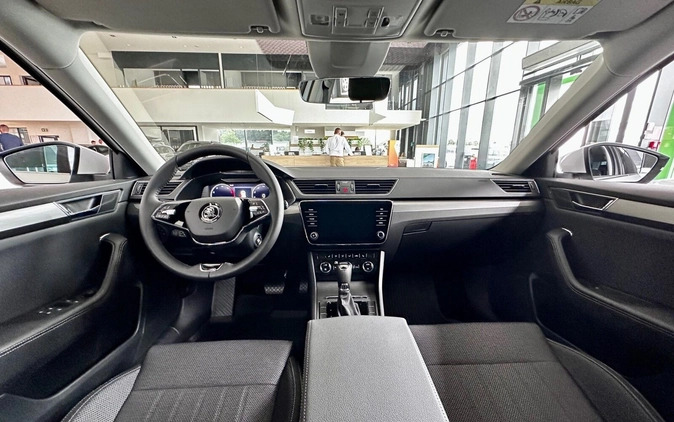 Skoda Superb cena 169890 przebieg: 4, rok produkcji 2024 z Skwierzyna małe 79